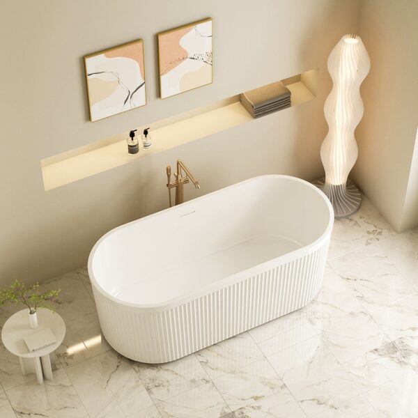 Tyler Freestanding Fluted Bathtub – Gloss White - Image 3